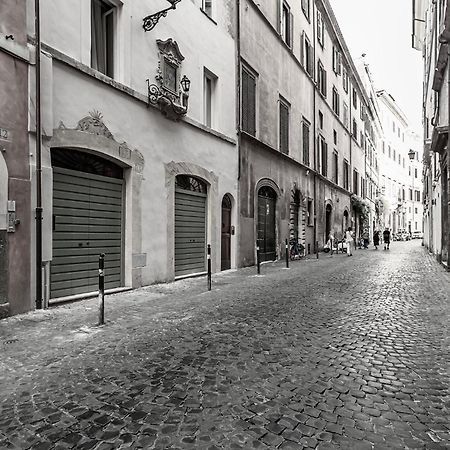 Old Monserrato In Campo De' Fiori Рим Экстерьер фото